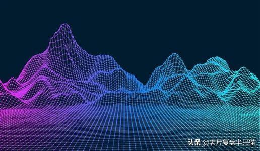 《超体》是烂片，还是神作？寡姐为什么吻警察，为什么变成U盘？