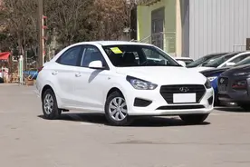 选择人生第一辆车时要慎重，推荐这几款合资家轿，既便宜又很靠谱图片