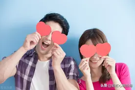 “嫁给爱情”，是对婚姻最大的误解图片