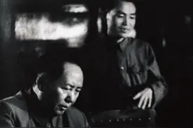 1959年，毛主席为什么要批评在身边18年的胡乔木：你不过是个秘书图片