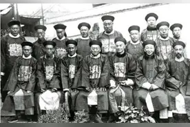 正黄旗血统很纯正吗？到底啥是通天纹？让我们看看真实的八旗子弟图片