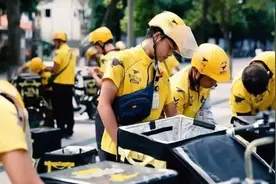 外卖小哥、网约车司机、零工…他们数以亿计！委员呼吁制订《灵活就业法》！加强行业工会建设图片