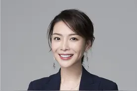 环球星访谈追光者·栗坤：探寻边界感的跨界人视频封面
