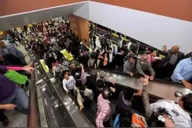 毛刷，金属球……地铁里的奇葩装置都有大用途图片