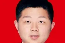 83年的他当选含山县县长图片