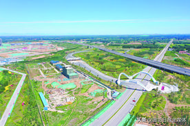 阔步迈上新征程 奋力争当排头兵图片