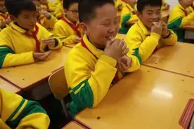别人家的老师！班主任自制“网红奶枣”送学生图片