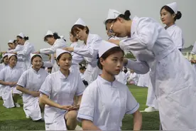 来看一线护士的种种不合理待遇图片