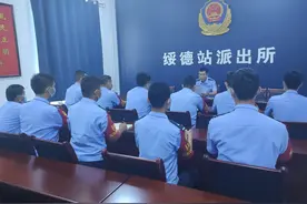 延安铁路公安处绥德站派出所：训词精神记心中，履职尽责担使命图片