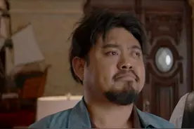 《西虹市首富》演员大聪明结婚，牵娇妻走红毯，屯烂尾楼赚钱了？图片