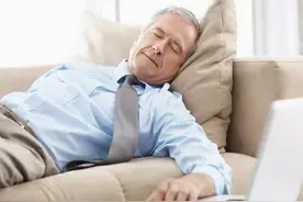 人可以多久不睡觉？男子硬撑11天不睡觉图片