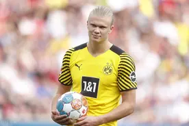 身高全部在1米92以上，盘点现役足坛十大空霸图片