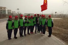 来新疆当老师图片