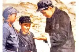 毛泽东签名逸事图片