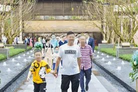来访突破2000人！金茂·观山湖盛大开放斩获人气c位图片