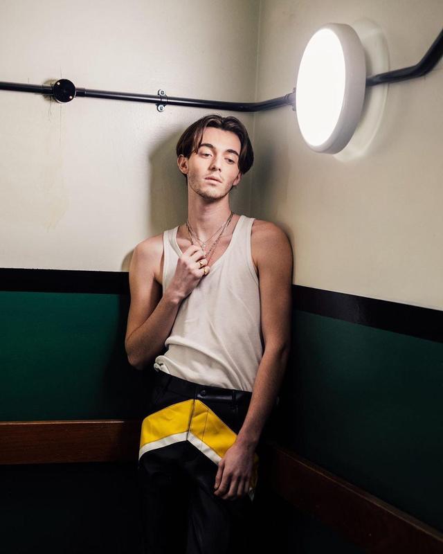 灰森 Greyson Chance 最新写真照出炉
