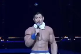 留着胡子的华仔好性感 2005年 劉德華拉斯維加斯演唱會花絮图片