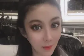 突然肠爆裂病危！49岁女星经历三次手术，下次再复发无法存活图片