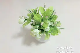 女儿深更半夜躲厕所，得知真相的父母应该怎么做？太矛盾了！图片