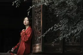 生出来太丑吓坏亲娘，尼姑：你不敢养我来养！养出个千古一帝图片