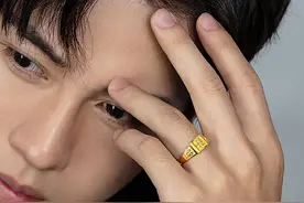 适合男士选购的黄金戒指，不需要二三十克，6-8克就很好图片