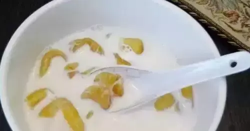 花胶瑶柱炖瘦肉有什么功效 花胶瑶柱炖瘦肉有什么功效和禁忌