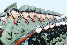 3213号鱼雷艇，试图叛逃韩国，1985年，如何枪决2名叛徒？图片