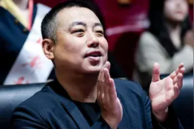 3：0淘汰韩国晋级决赛，刘国梁送给樊振东掌声，刘诗雯令人心疼图片