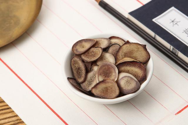 鹿茸有什么功效？哪些人不能吃？附上真假鹿茸鉴别方法