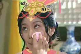 中年妇女厚黑：你越不好惹，别人越尊重你图片