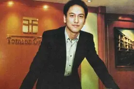 一天2000首诗不算什么，股市里的神童可以17岁赚4个亿图片