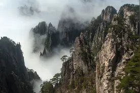 黄山风景区面积160.6平方千米，是中华十大名山之一图片