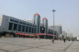 郑州火车站（郑州站）东广场图片