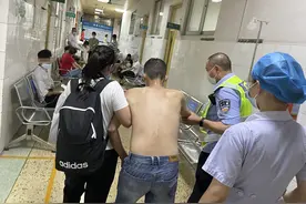 突发急症！车子无法启动，男子被困高速！他们火速救援，为生命开道图片