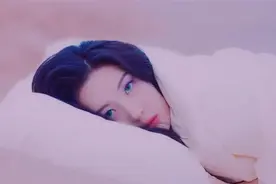 女偶像增重16斤大变样，网友不买账：这是做了面部填充？图片