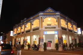 印度强行拆除华人街，大量华裔无家可归，哭诉：想回中国却回不了图片