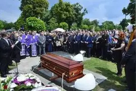 四个场所建议家长少带孩子去，娃容易被吓到不说，还可能会生病图片