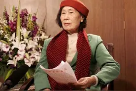 2005年，廖静文来合肥举办徐悲鸿的画展，见继女：我没辜负毛主席图片