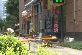 小区一楼开餐馆遭多名住户投诉！相关部门回复……图片