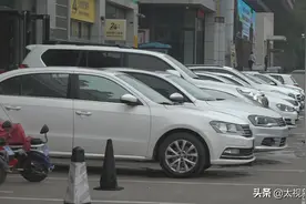 太原：攒钱买辆新车 玻璃为何差一年图片