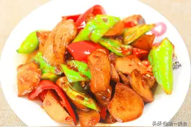 小炒杏鲍菇不要直接下锅炒，记住这一步，杏鲍菇鲜嫩入味，不油腻图片