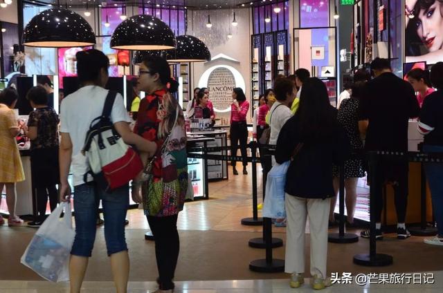 海南免税店真给力，迪奥香奈儿折后价比香港澳门还便宜