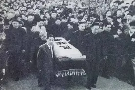 鲁迅死后83小时：被进行最后一轮抢救，被做脸模，遗体两度被整理图片