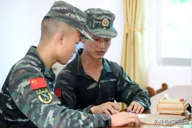 部队里的老师，可能都不叫老师…图片