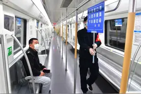 4月7日·武汉要闻及抗击肺炎快报图片