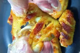 鸡翅怎么煎，骨头才香？选对腌料才是“重点”，香辣过瘾外焦里嫩图片