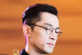 《侯卫东官场笔记》诗人也能当秘书---赵诚义图片