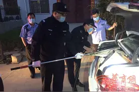 “怪物”闯进家中浑身是刺，村里没人敢靠近，西安一村民直接报警图片