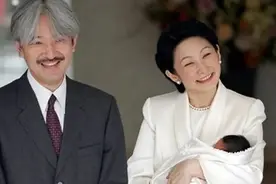 55岁纪子妃坐等封后，40岁高龄产子改变命运，胜过妯娌雅子成赢家图片