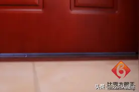 房门底下漏风？不用愁，一个小妙招轻松解决烦恼，回家试试图片